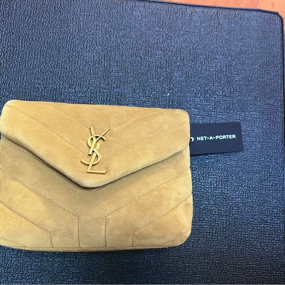 SAINT LAURENT
Loulou Toy quilted suede shoulder bag Yellow Color Brand New - Picture 3 of 8